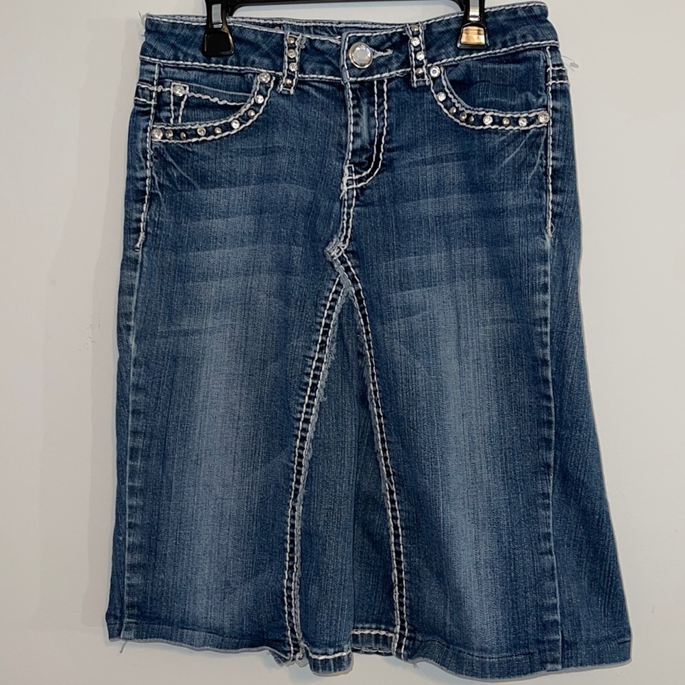 Miss Chic USA Women’s Stretch Denim w/ Big Stitch and Appliqués Size 5